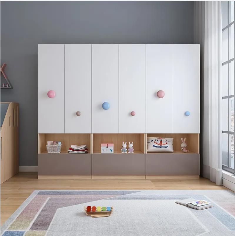 Teach you to create high-value build in wardrobe in children's room